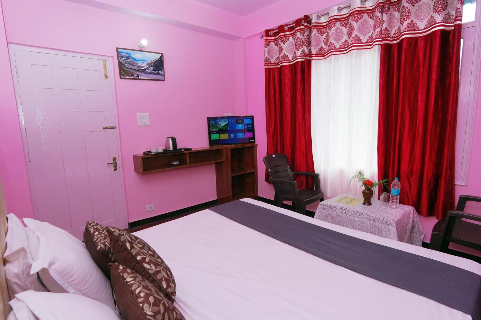 Shimla Hills Apartments 2Bhk Zewnętrze zdjęcie